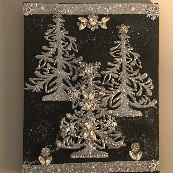 ‼️SALE‼️Glitzy wall/self Decor - Picture 2 of 11